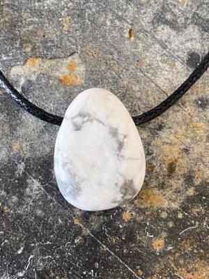 Collier Cordon Howlite